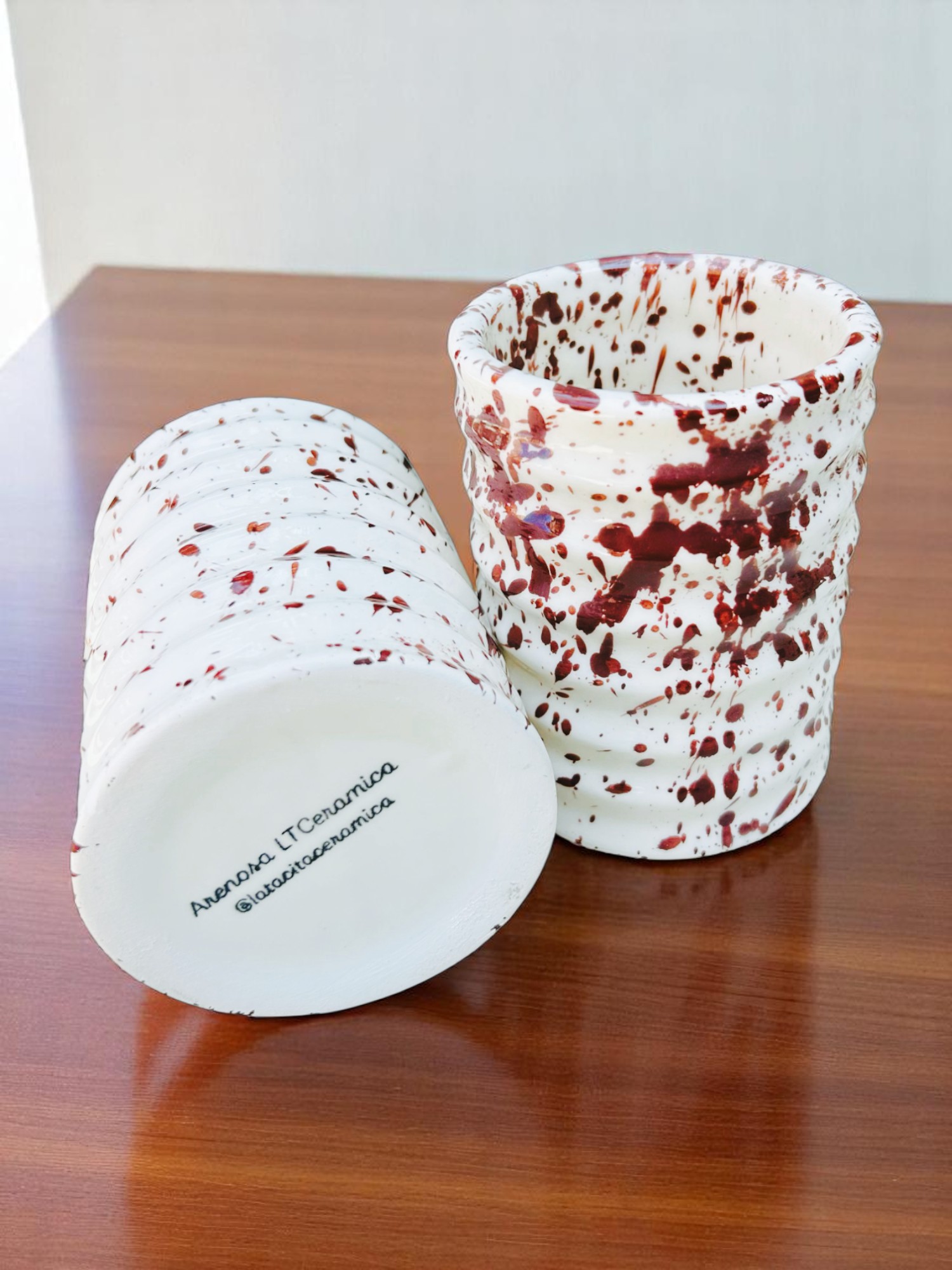 Set de 4 Vasos Blancos con Salpicado Café – 12 oz – Diseño Espiral – Vasos Hechos a Mano para Café, Té o Agua – Estilo Natural y Elegante - Imagen 3